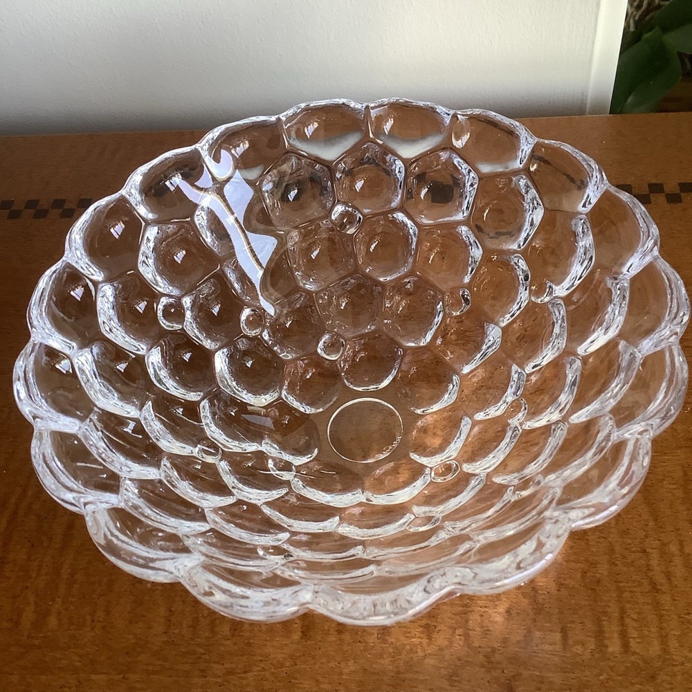Orrefors Raspberry Crystal Glass Bowl - Picture 3 of 10